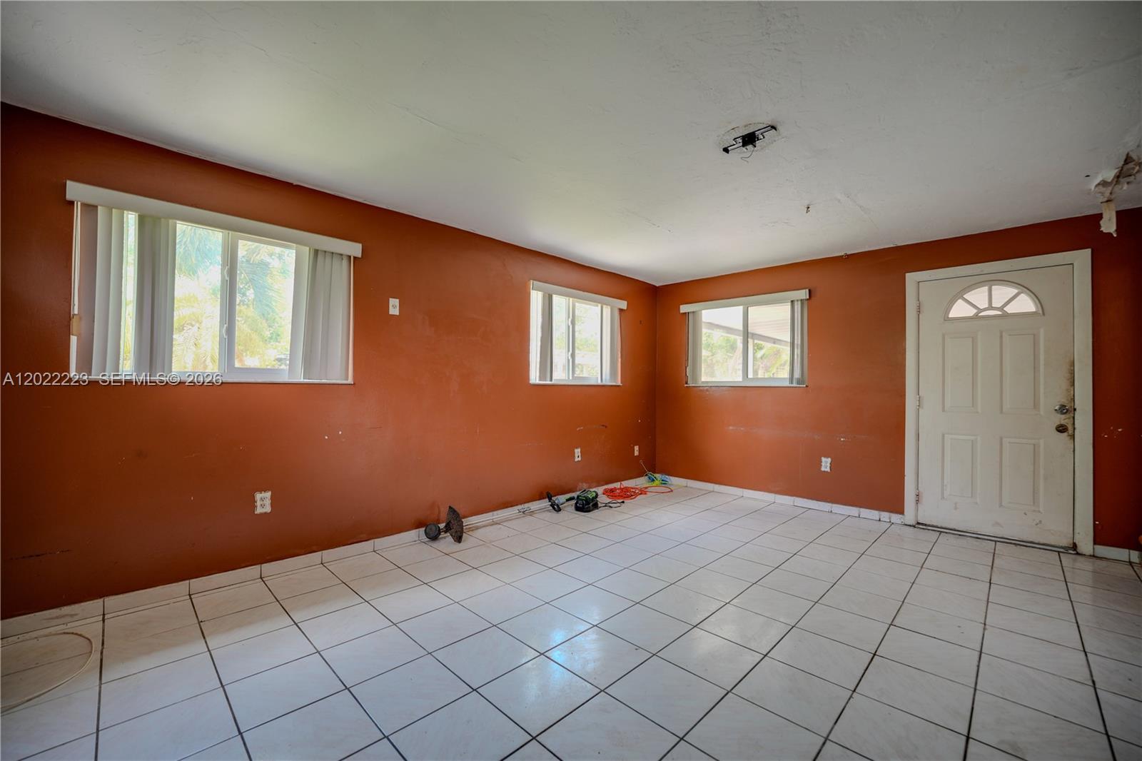 9921 SW 165th Ter, Miami FL 33157