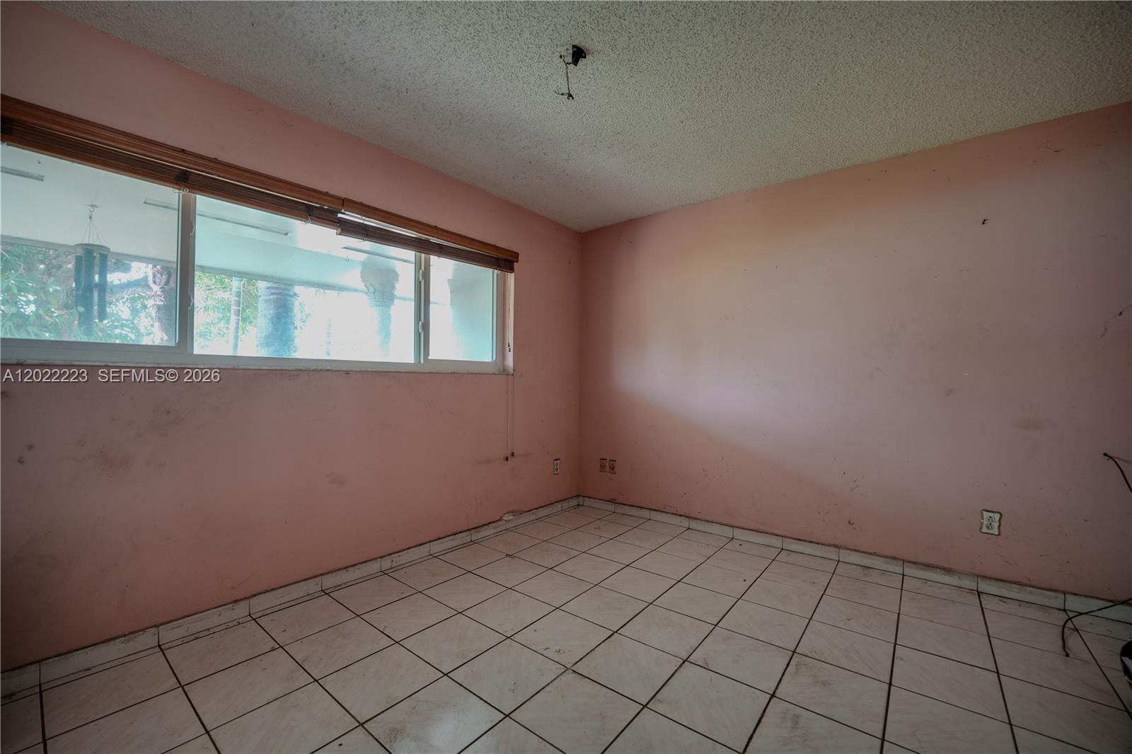 9921 SW 165th Ter, Miami FL 33157