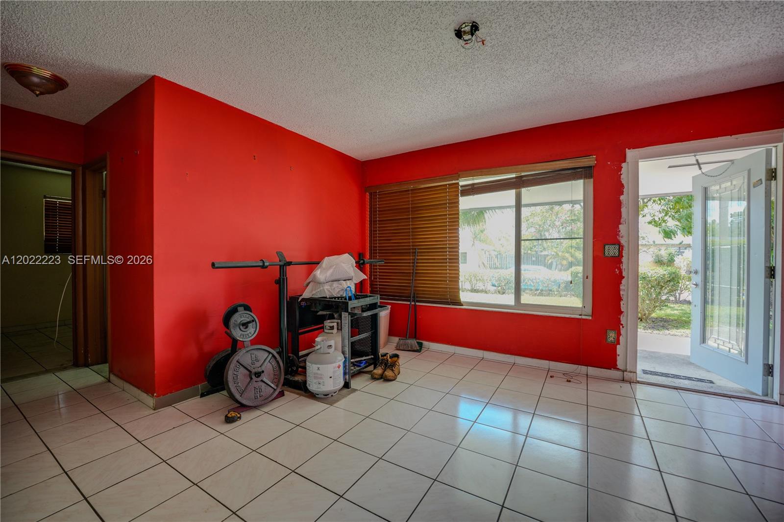 9921 SW 165th Ter, Miami FL 33157