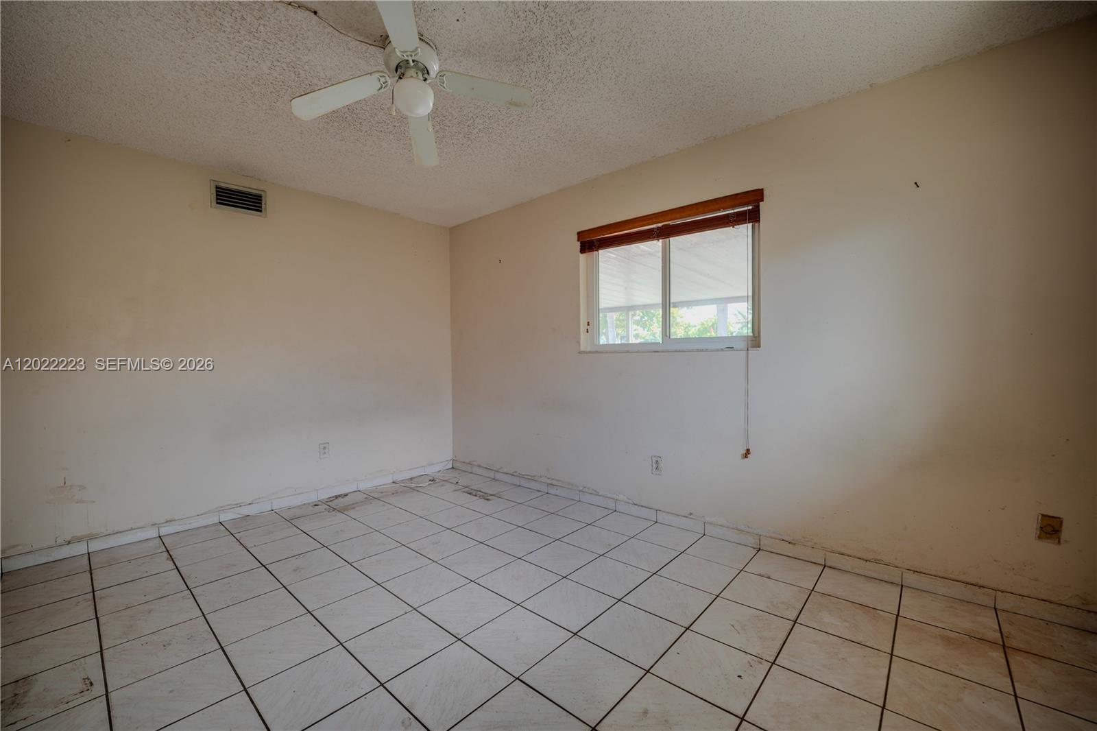 9921 SW 165th Ter, Miami FL 33157