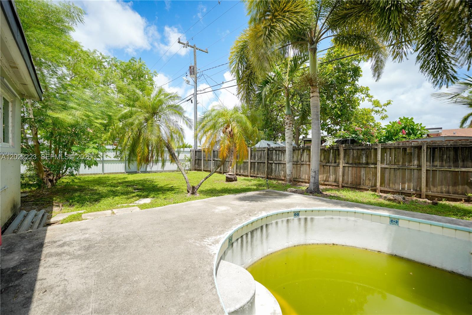 9921 SW 165th Ter, Miami FL 33157