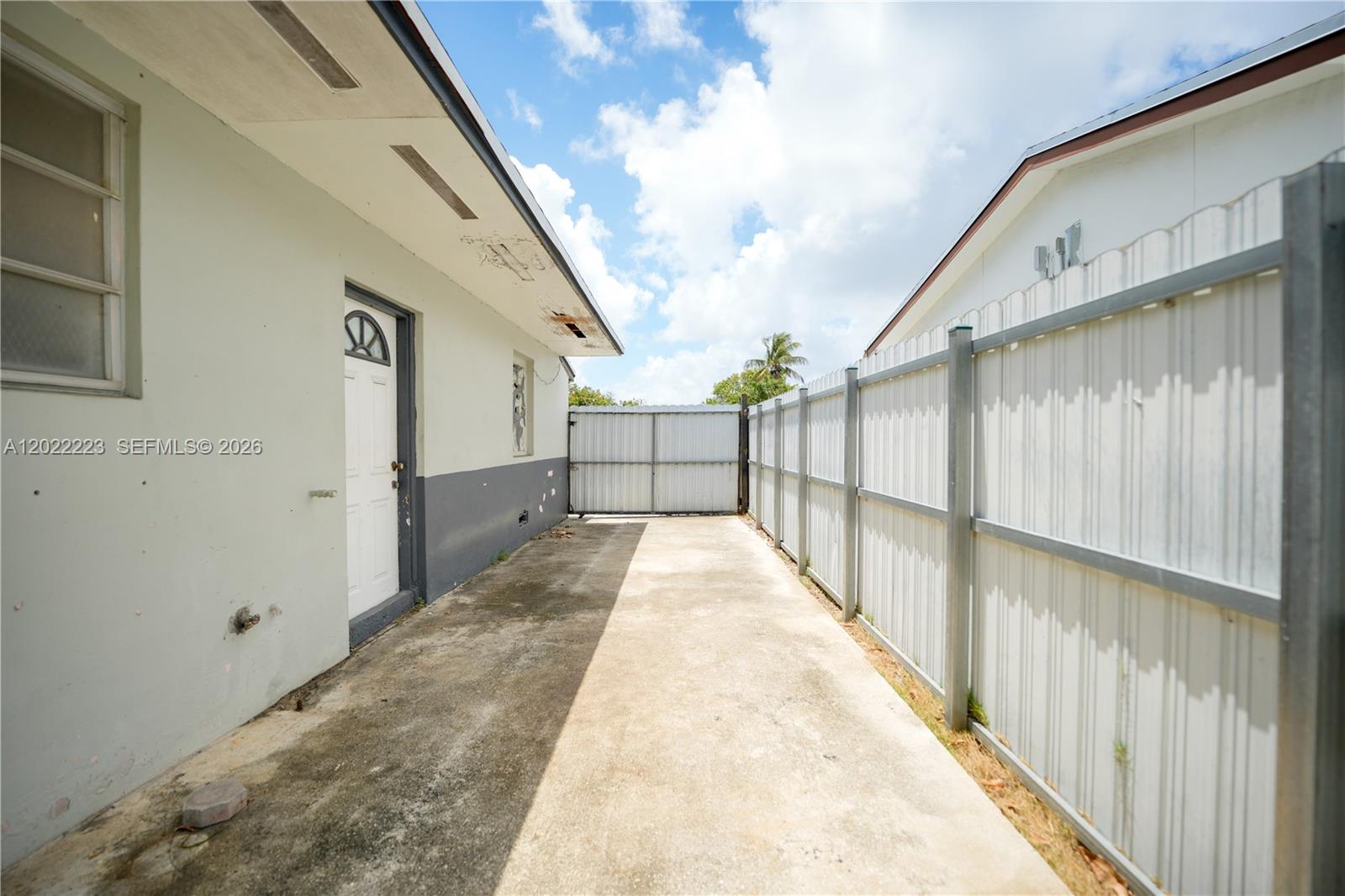 9921 SW 165th Ter, Miami FL 33157