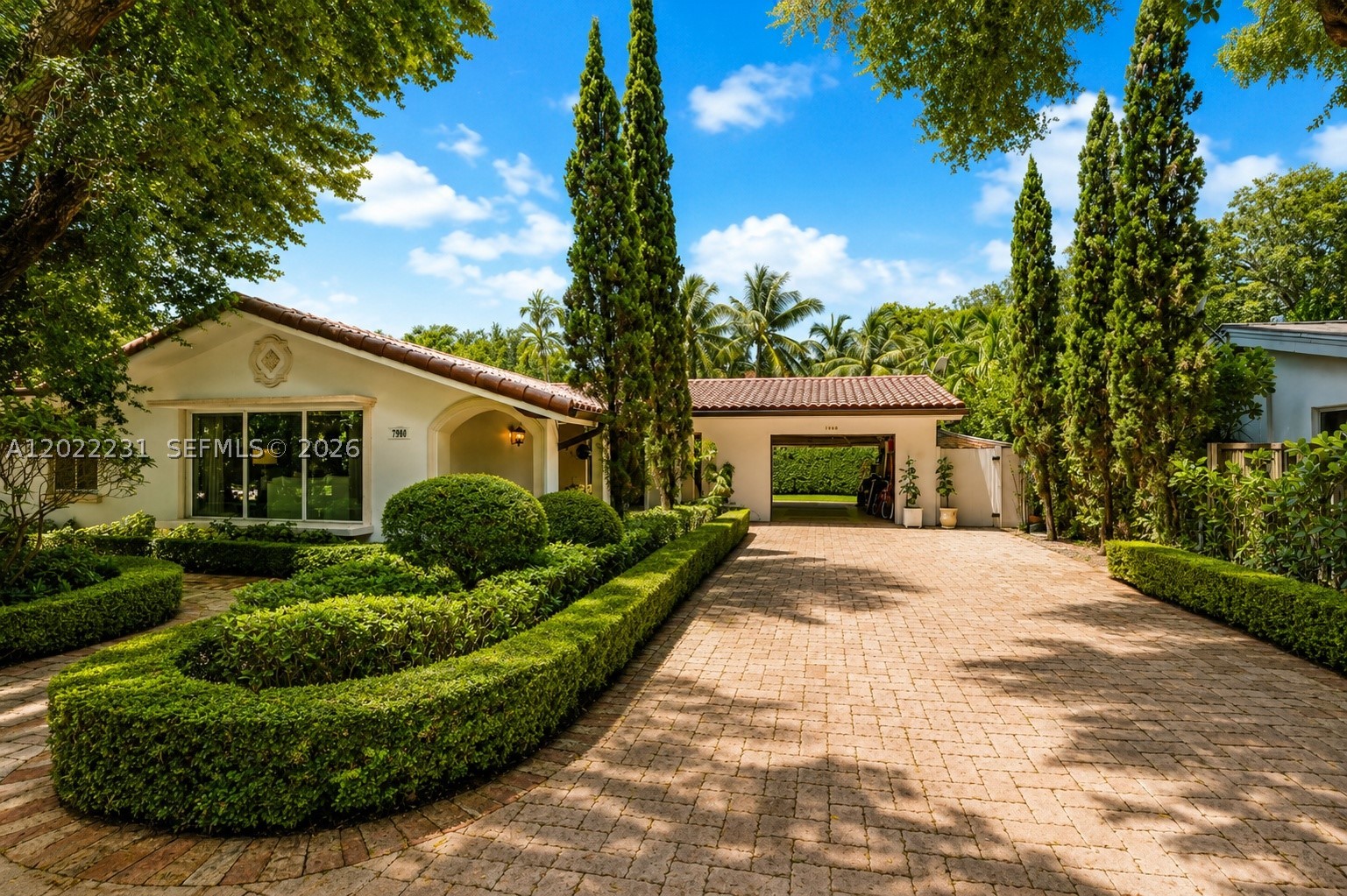 7980 SW 52nd Ave, Miami FL 33143