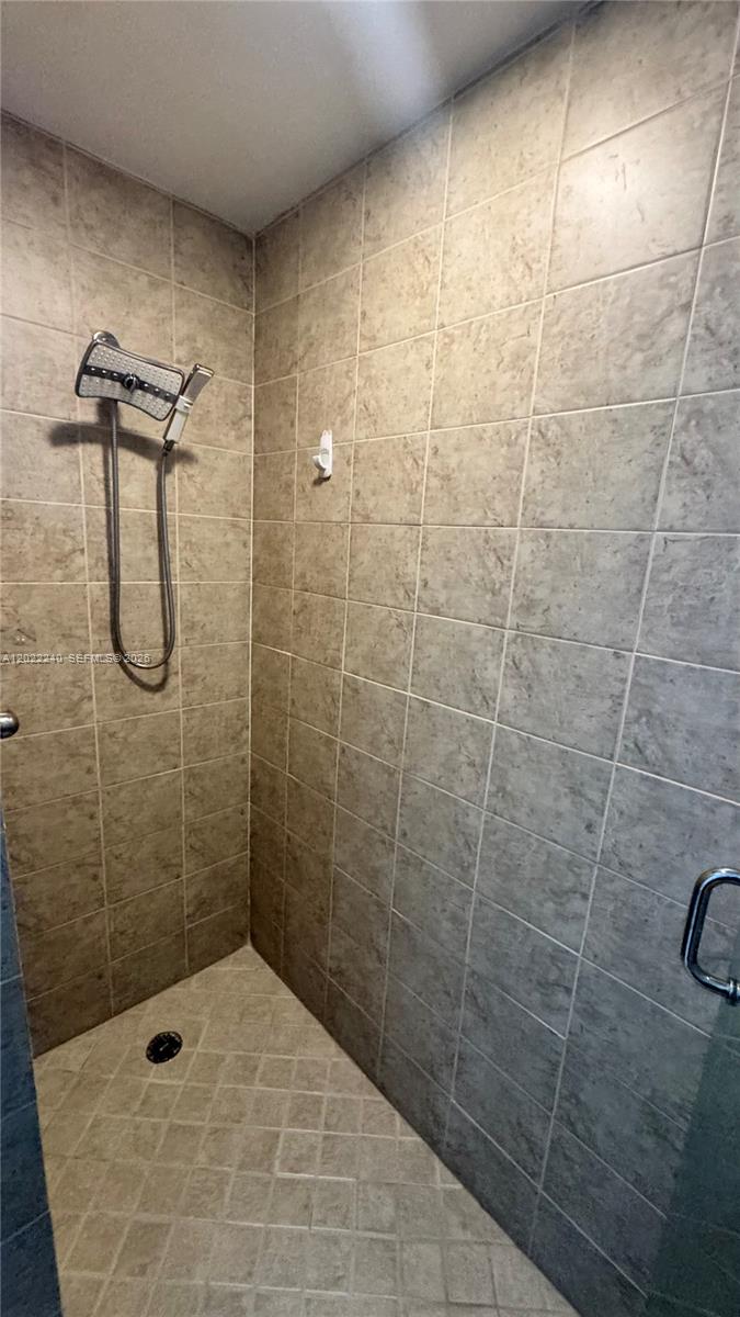 60 SW 13th St #4612, Miami FL 33130