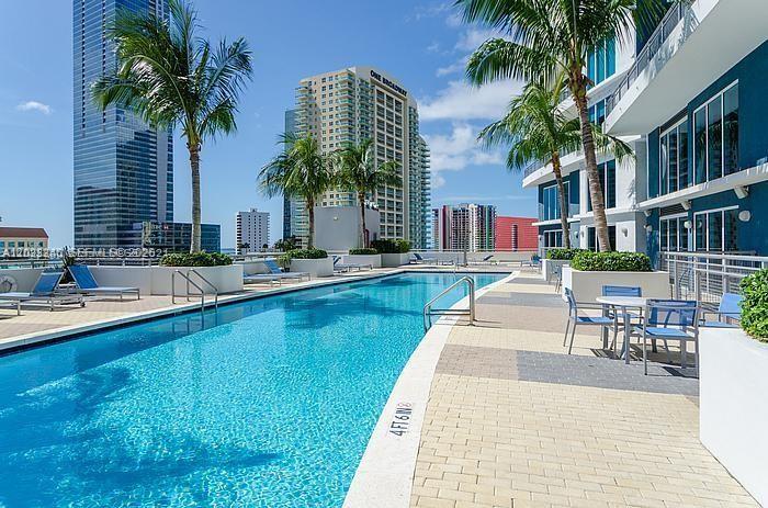 60 SW 13th St #4612, Miami FL 33130