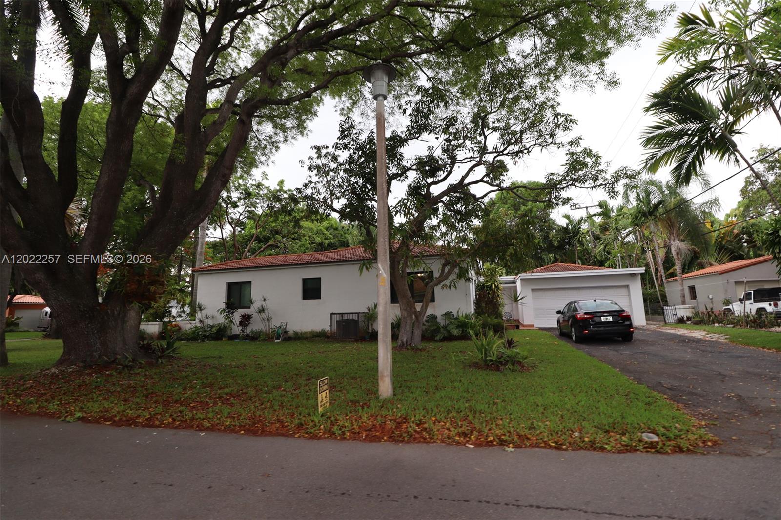 471 NE 53rd St, Miami FL 33137