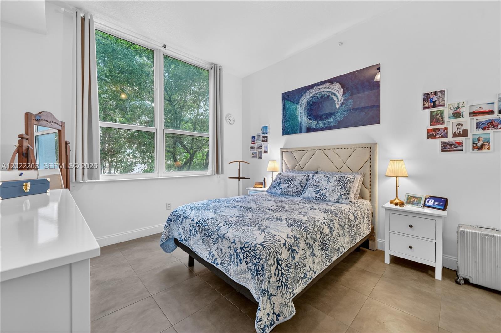 31 SE 5th St #203, Miami FL 33131