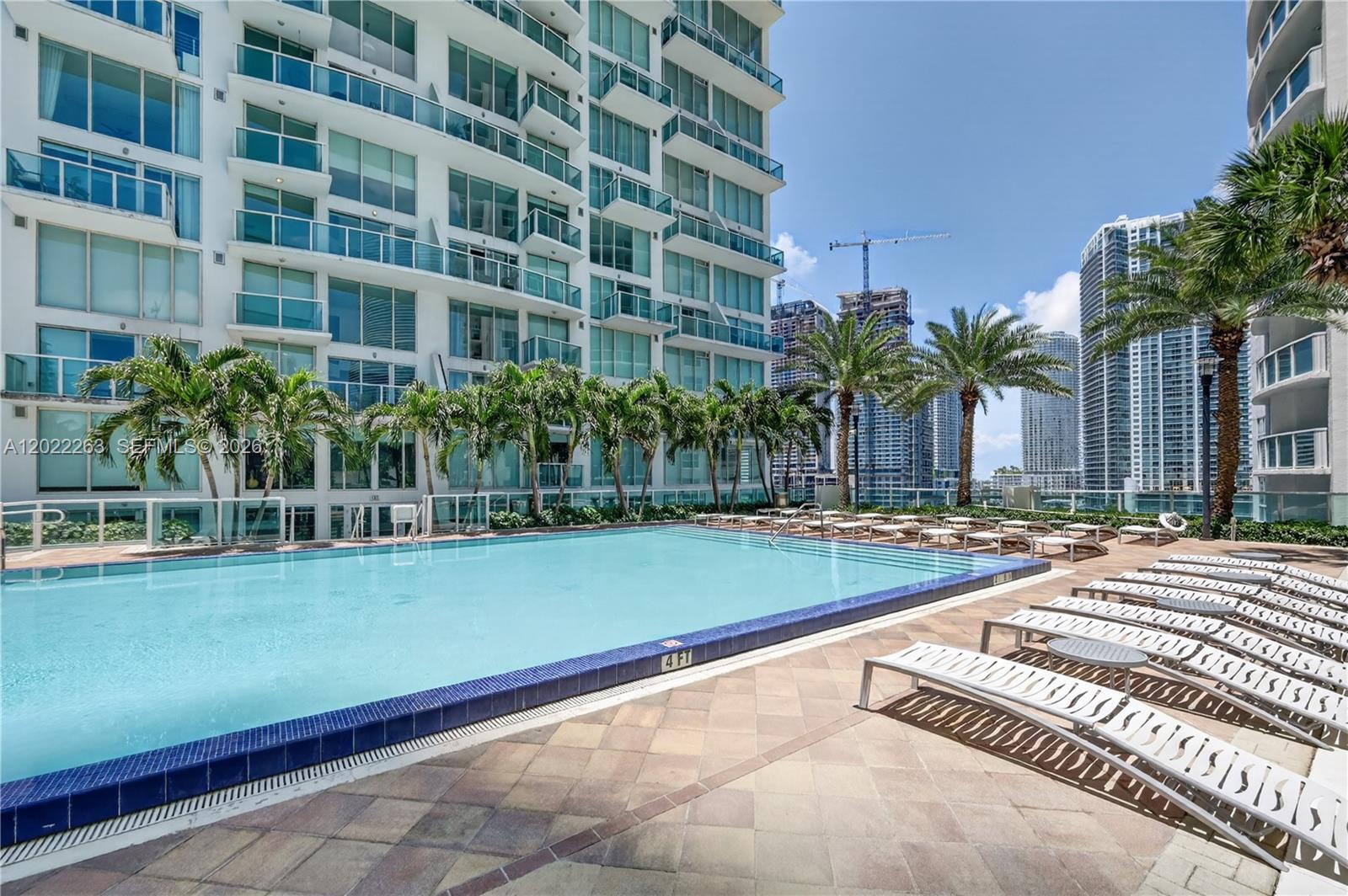 31 SE 5th St #203, Miami FL 33131