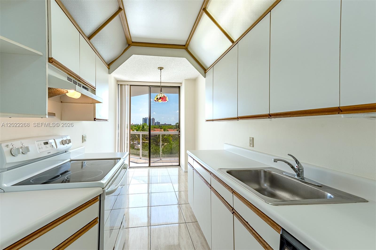 3610 Yacht Club Dr #511, Aventura FL 33180