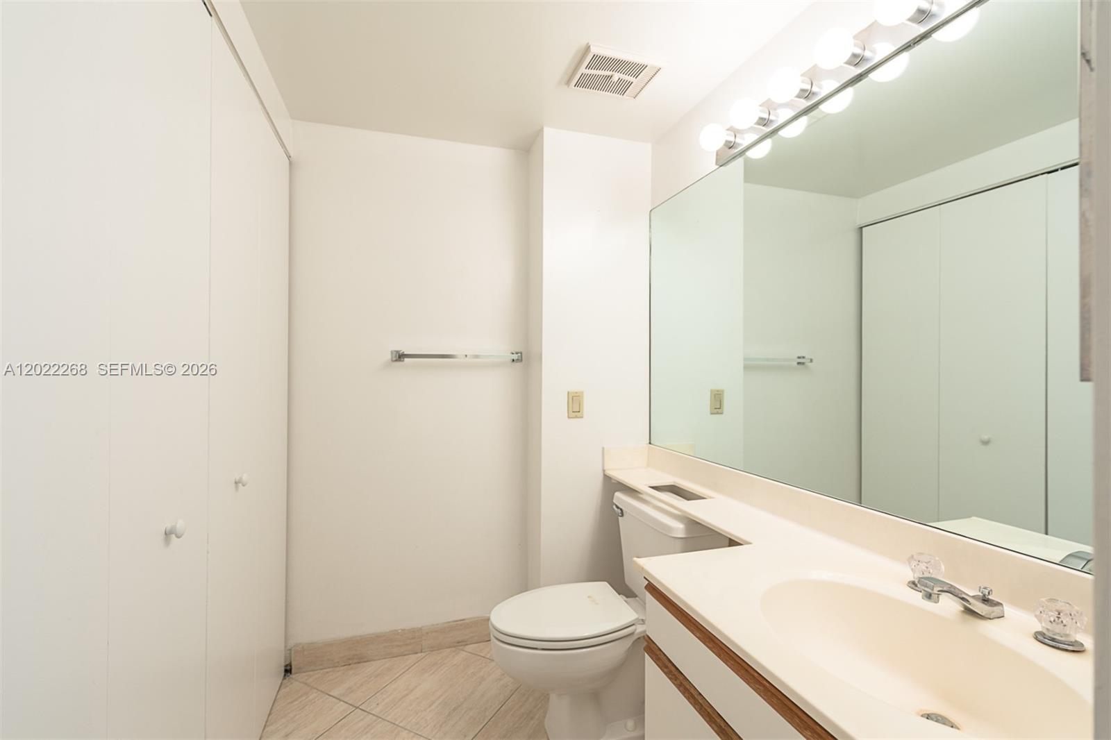 3610 Yacht Club Dr #511, Aventura FL 33180
