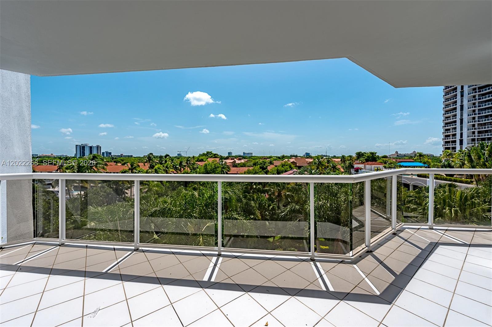 3610 Yacht Club Dr #511, Aventura FL 33180
