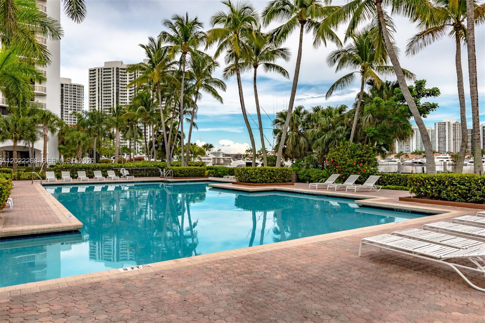 3610 Yacht Club Dr #511, Aventura FL 33180