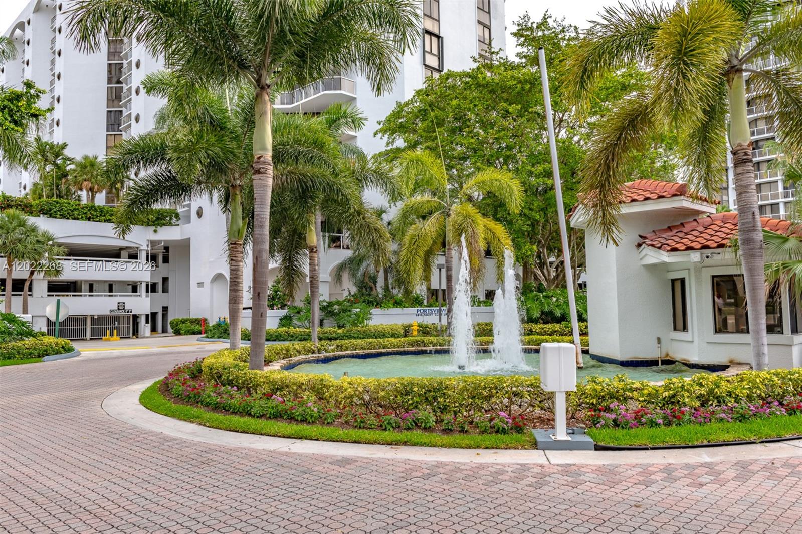 3610 Yacht Club Dr #511, Aventura FL 33180
