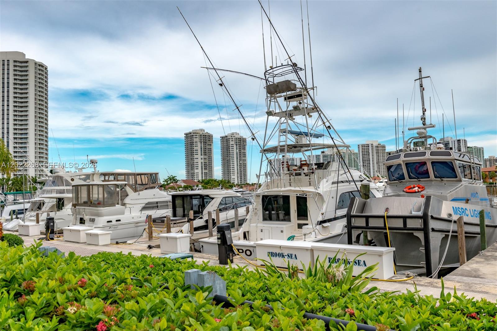 3610 Yacht Club Dr #511, Aventura FL 33180