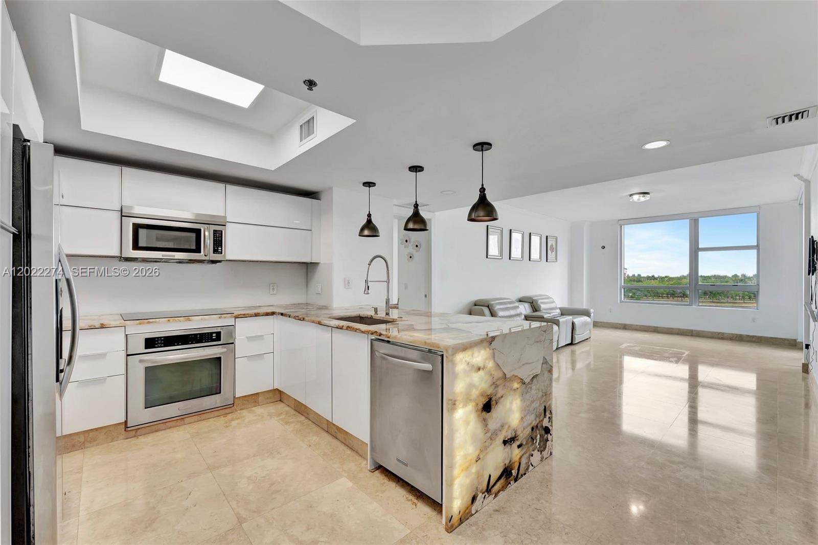 2641 N FLAMINGO RD #603N, Sunrise FL 33323