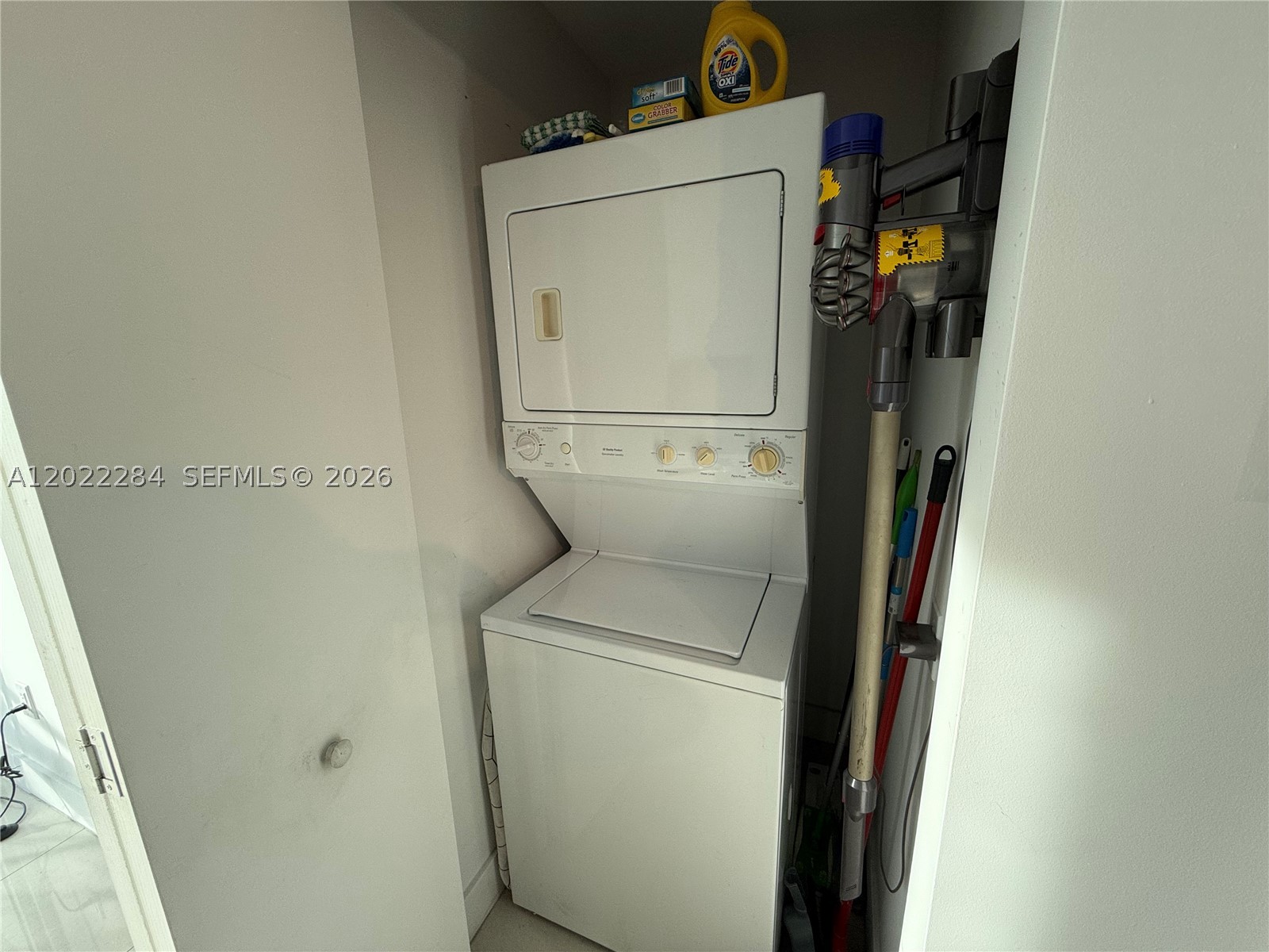92 SW 3rd St #3709, Miami FL 33130