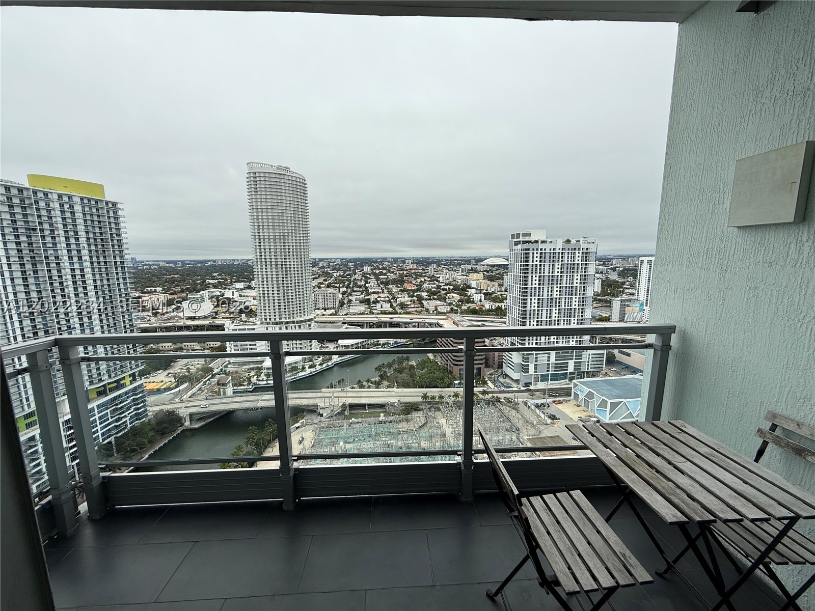 92 SW 3rd St #3709, Miami FL 33130