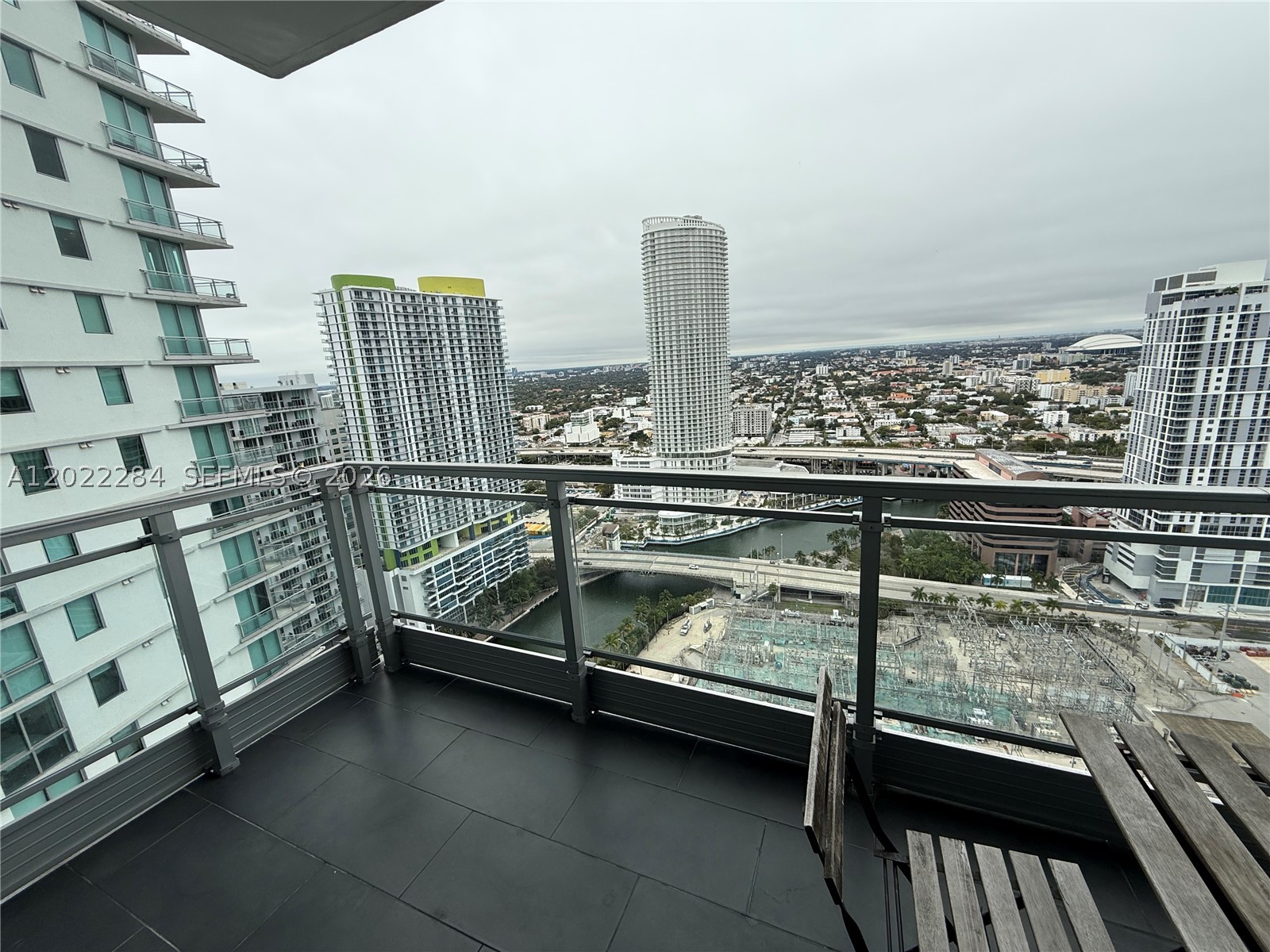 92 SW 3rd St #3709, Miami FL 33130