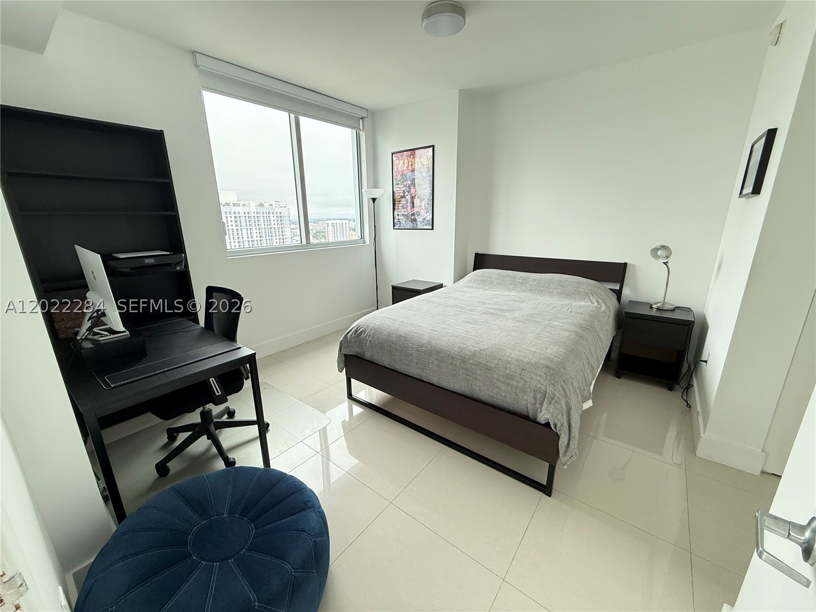 92 SW 3rd St #3709, Miami FL 33130