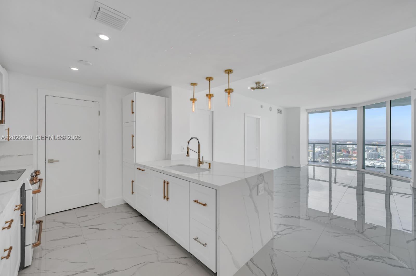1900 N Bayshore Dr #3716, Miami FL 33132
