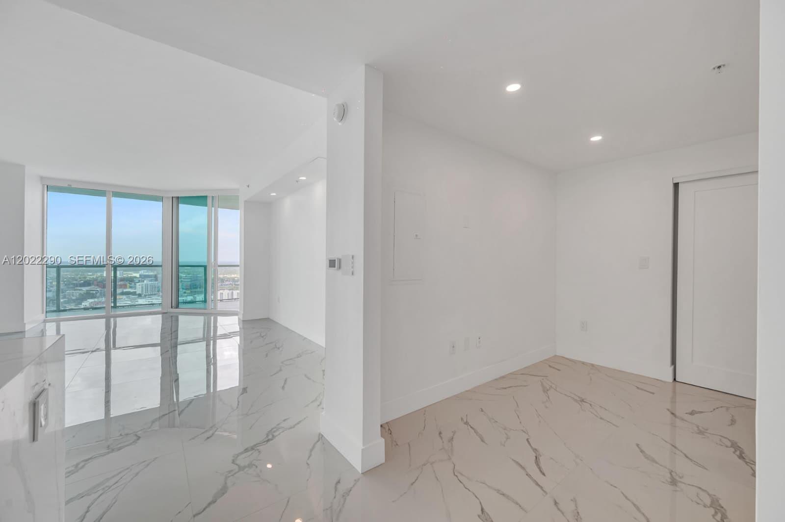 1900 N Bayshore Dr #3716, Miami FL 33132