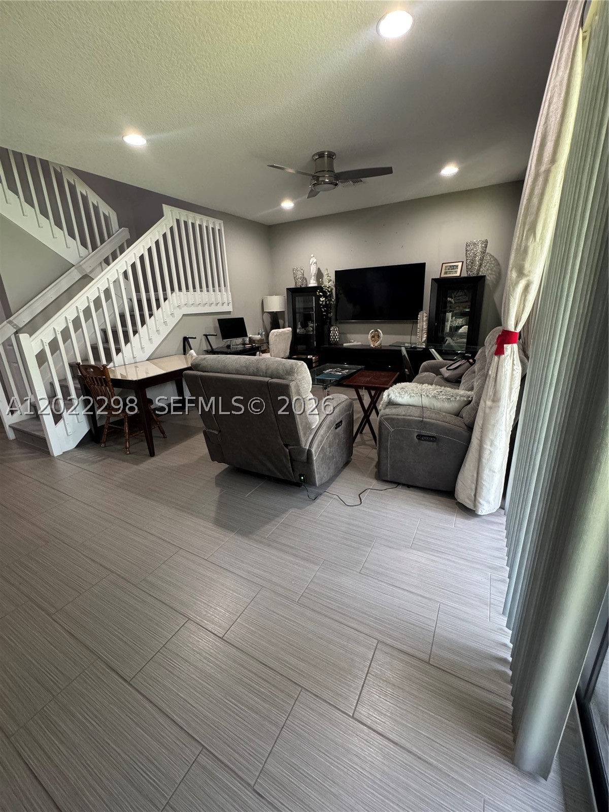 5504 NW 48th Ln, Tamarac FL 33319
