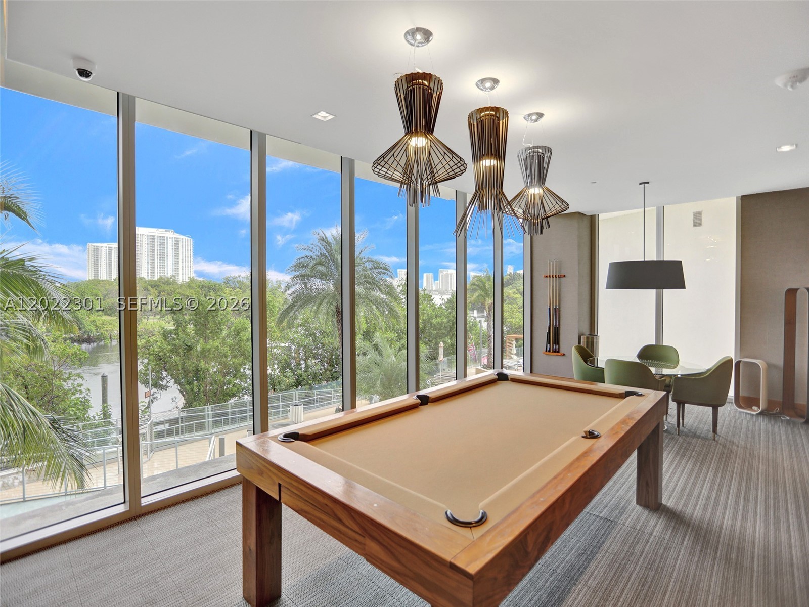 16385 N Biscayne Blvd #403, North Miami Beach FL 33160