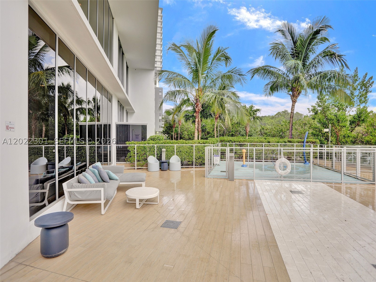 16385 N Biscayne Blvd #403, North Miami Beach FL 33160