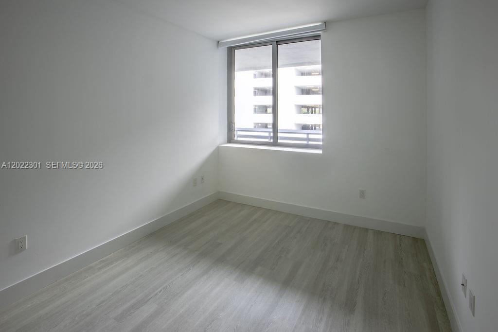 16385 N Biscayne Blvd #403, North Miami Beach FL 33160