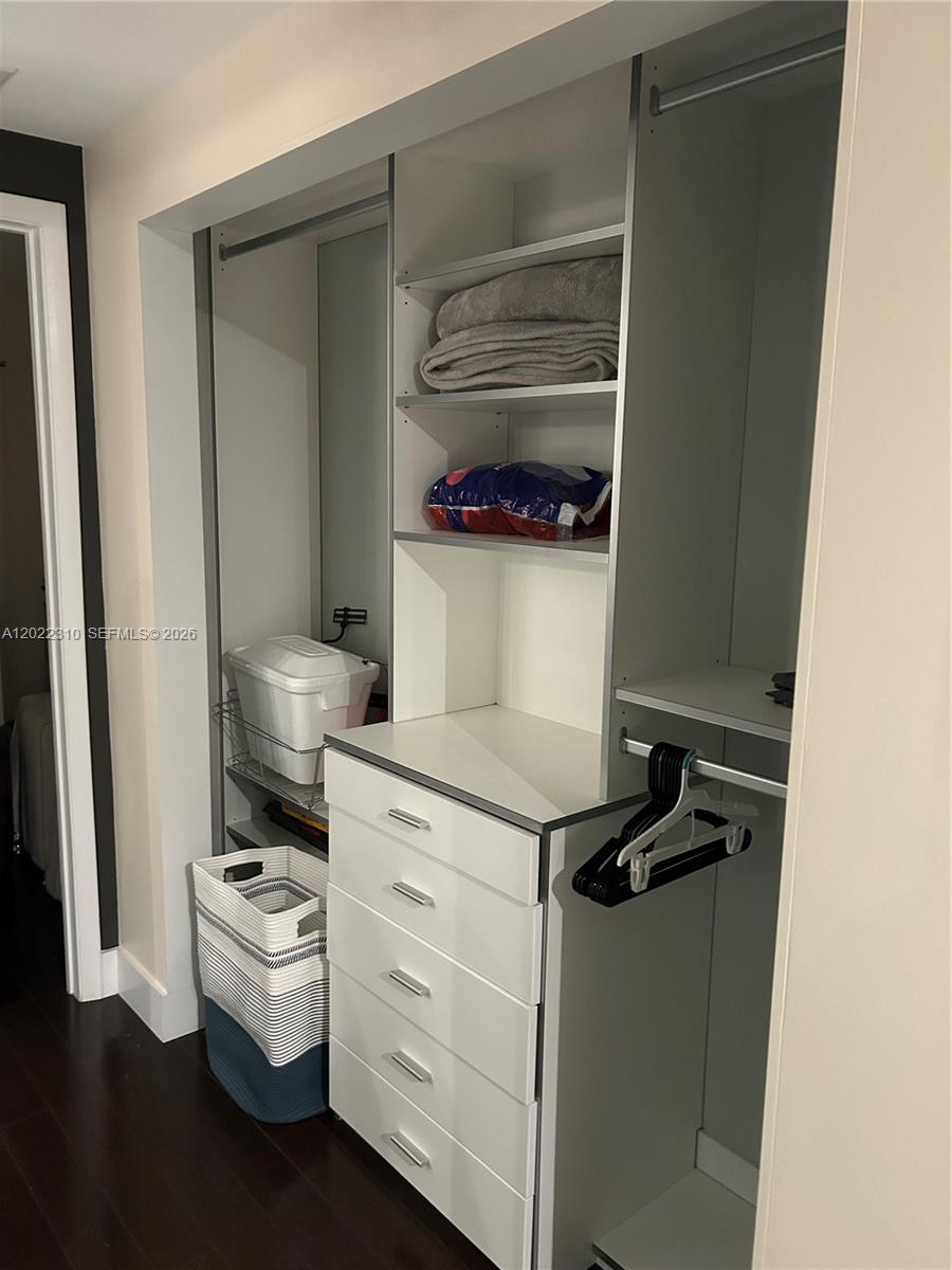 92 SW 3rd St #3703, Miami FL 33130