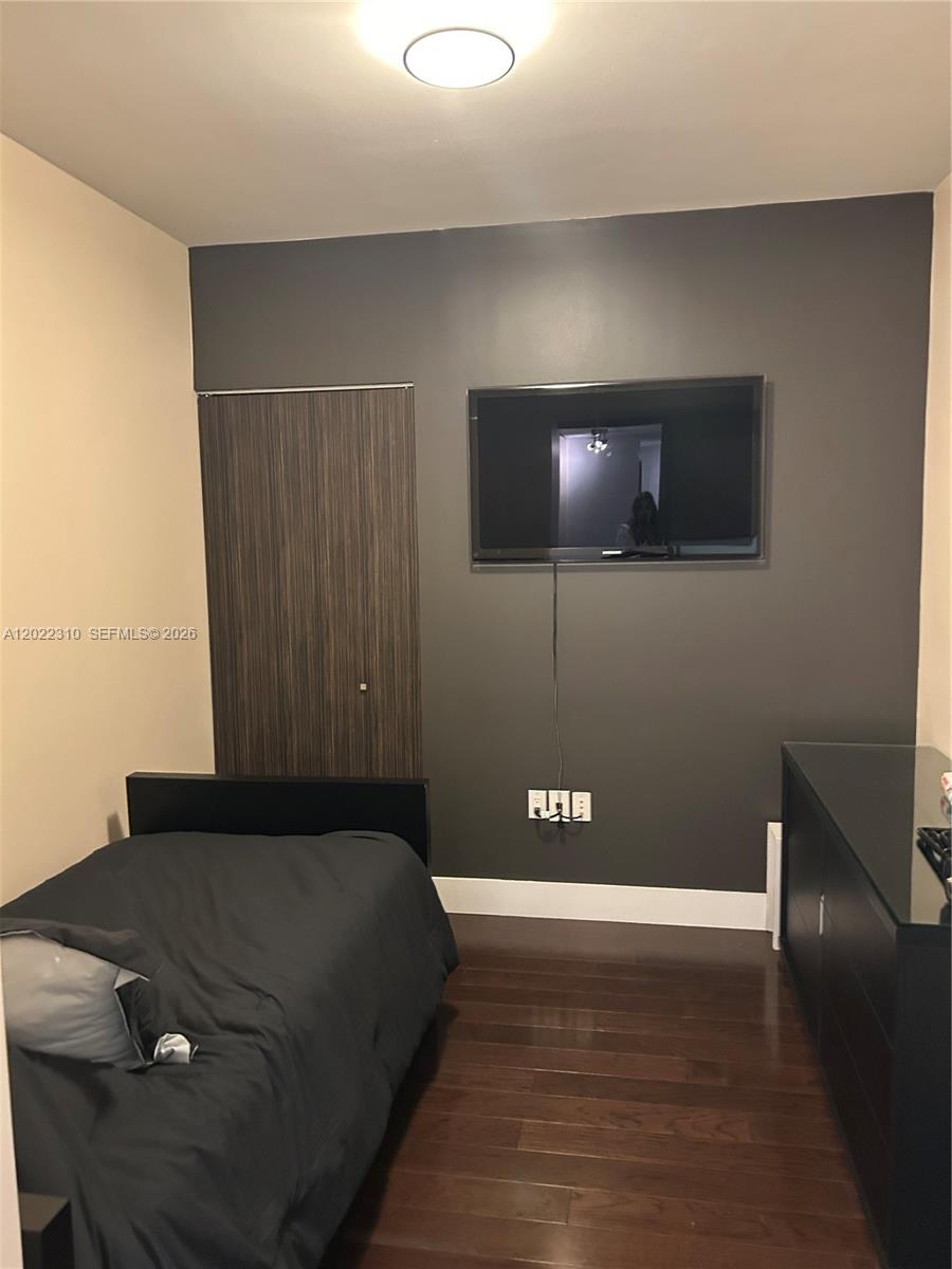 92 SW 3rd St #3703, Miami FL 33130