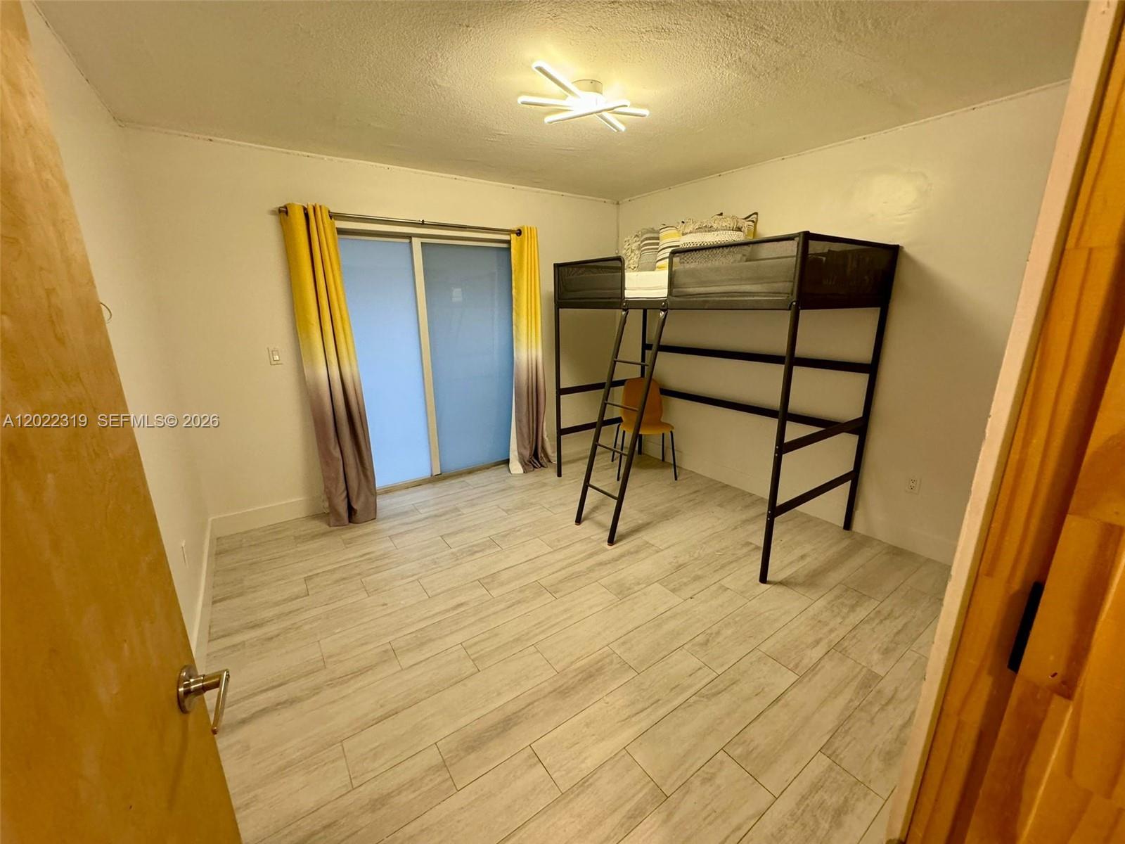 1121 SW 7th St #1, Miami FL 33130