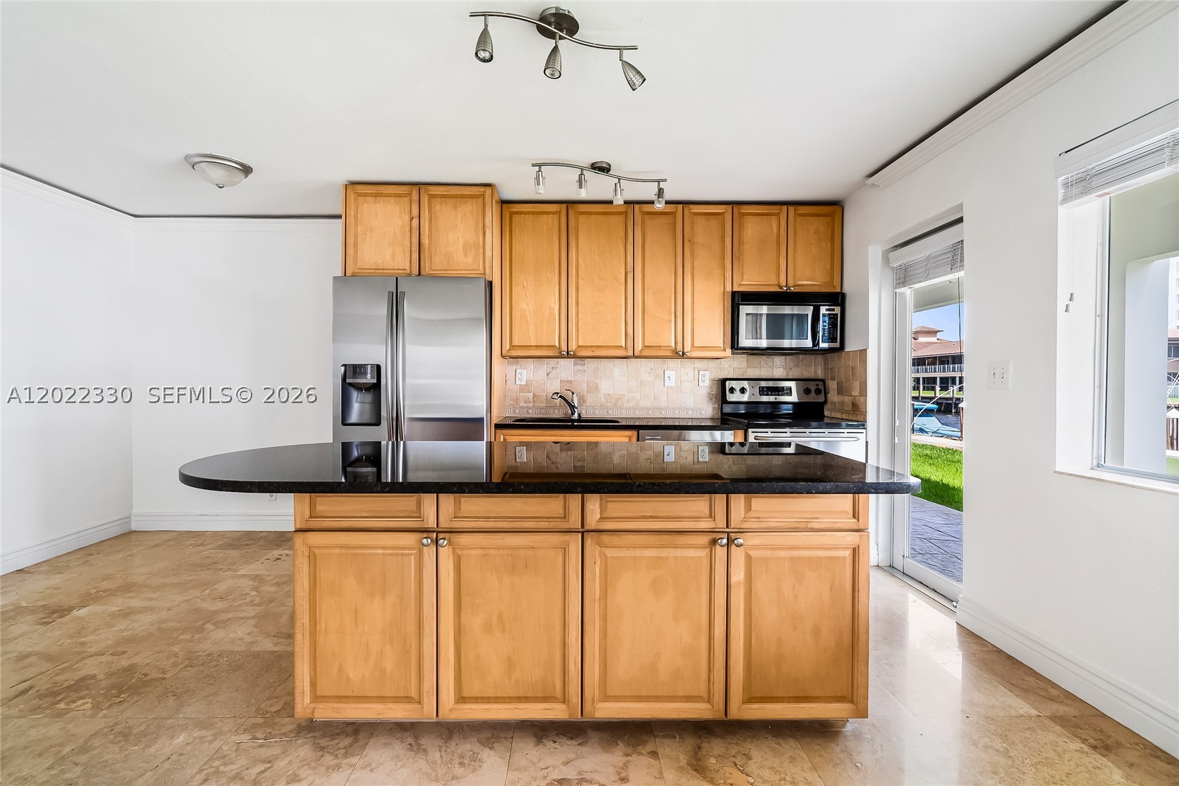 2881 NE 32nd St #111, Fort Lauderdale FL 33306