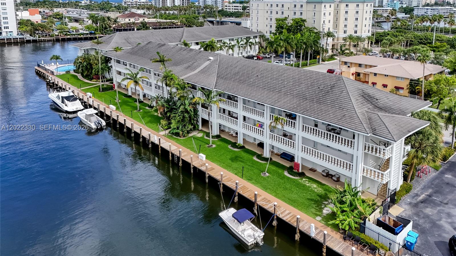 2881 NE 32nd St #111, Fort Lauderdale FL 33306
