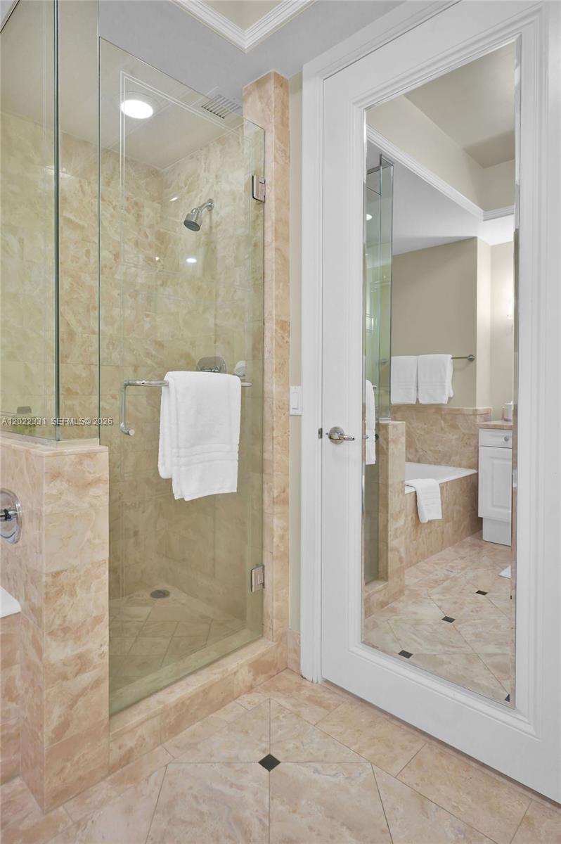 1435 Brickell Ave #3210, Miami FL 33131