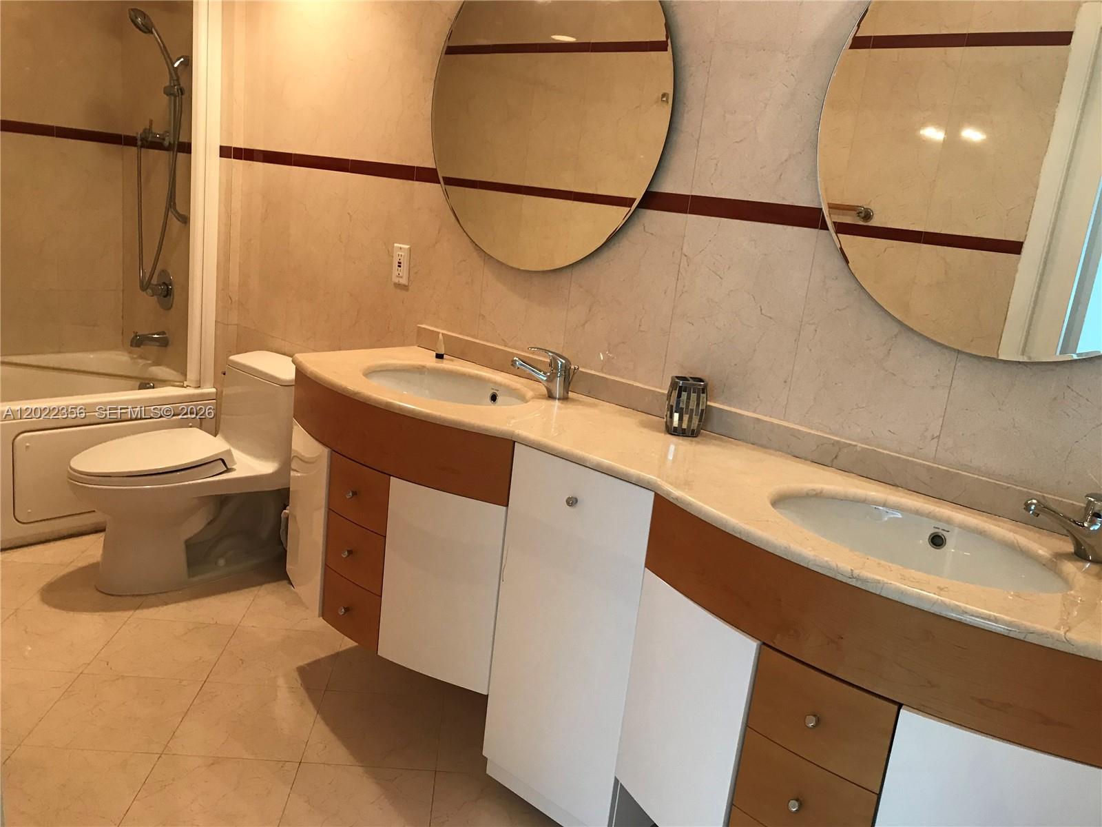 110 Washington Ave #1614, Miami Beach FL 33139