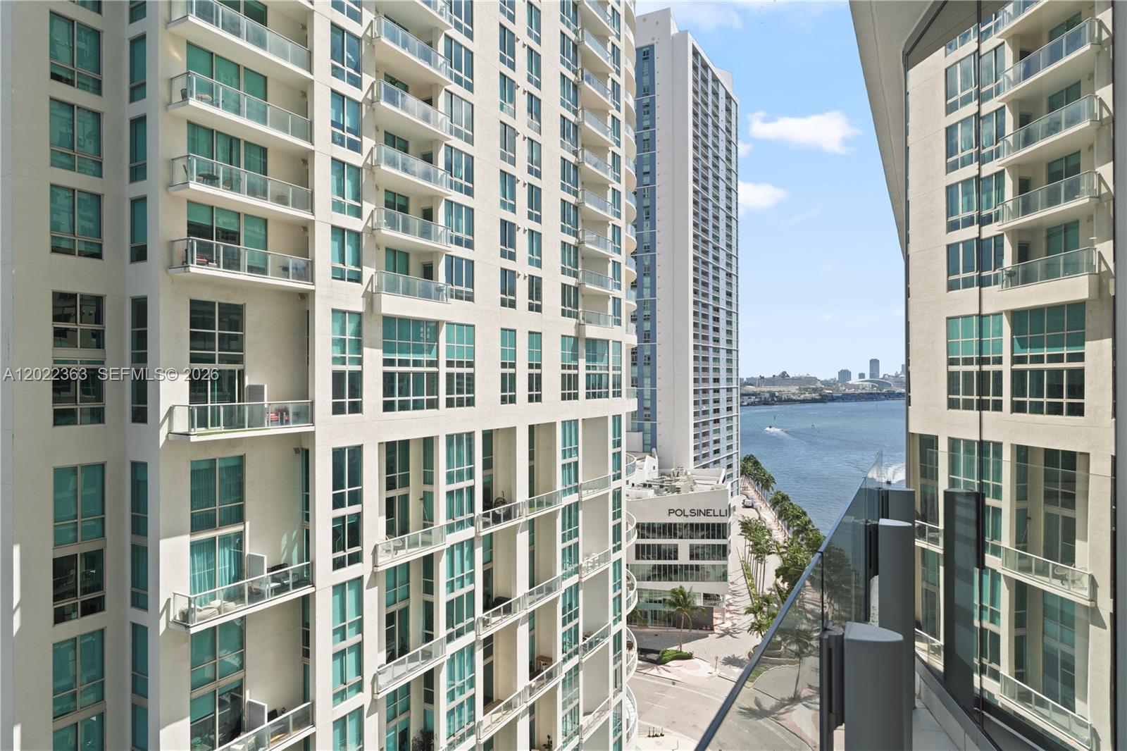 300 Biscayne Blvd Way #1406, Miami FL 33131