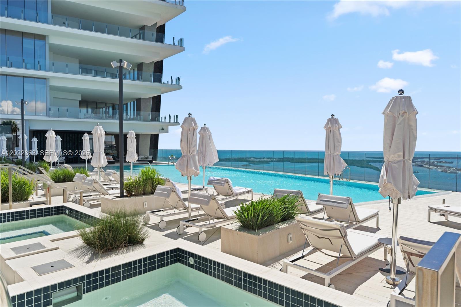 300 Biscayne Blvd Way #1406, Miami FL 33131