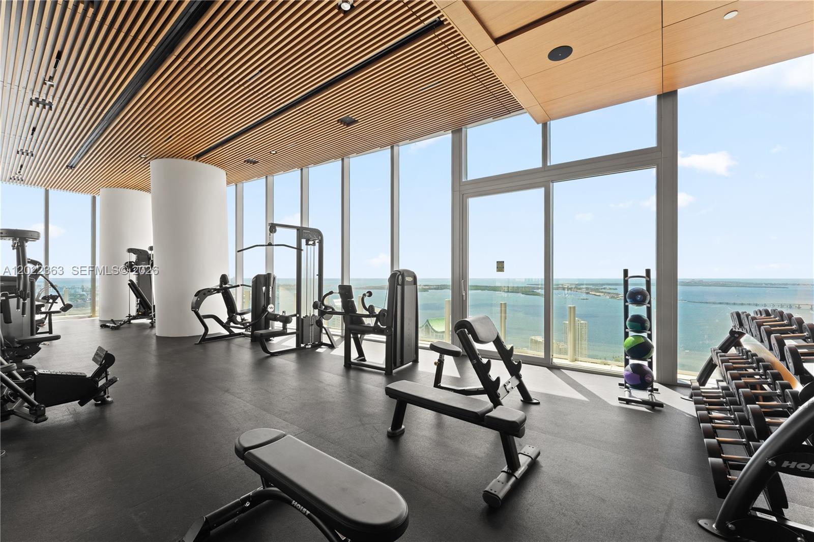 300 Biscayne Blvd Way #1406, Miami FL 33131