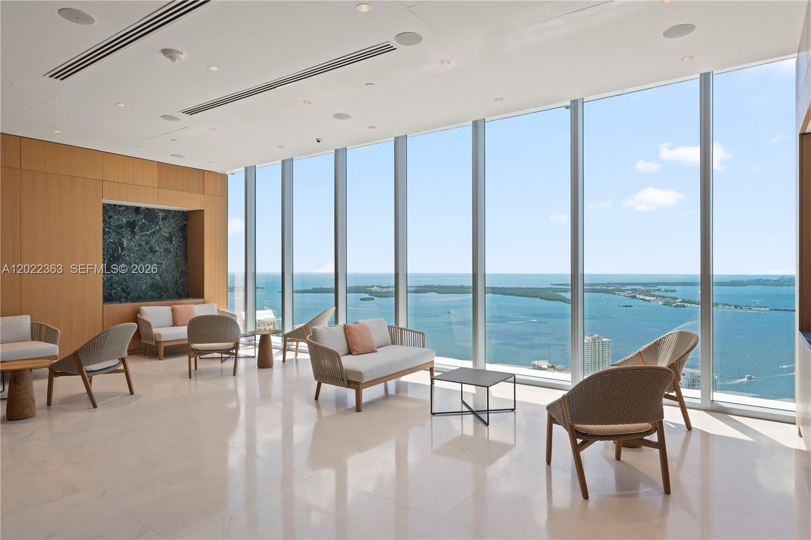 300 Biscayne Blvd Way #1406, Miami FL 33131