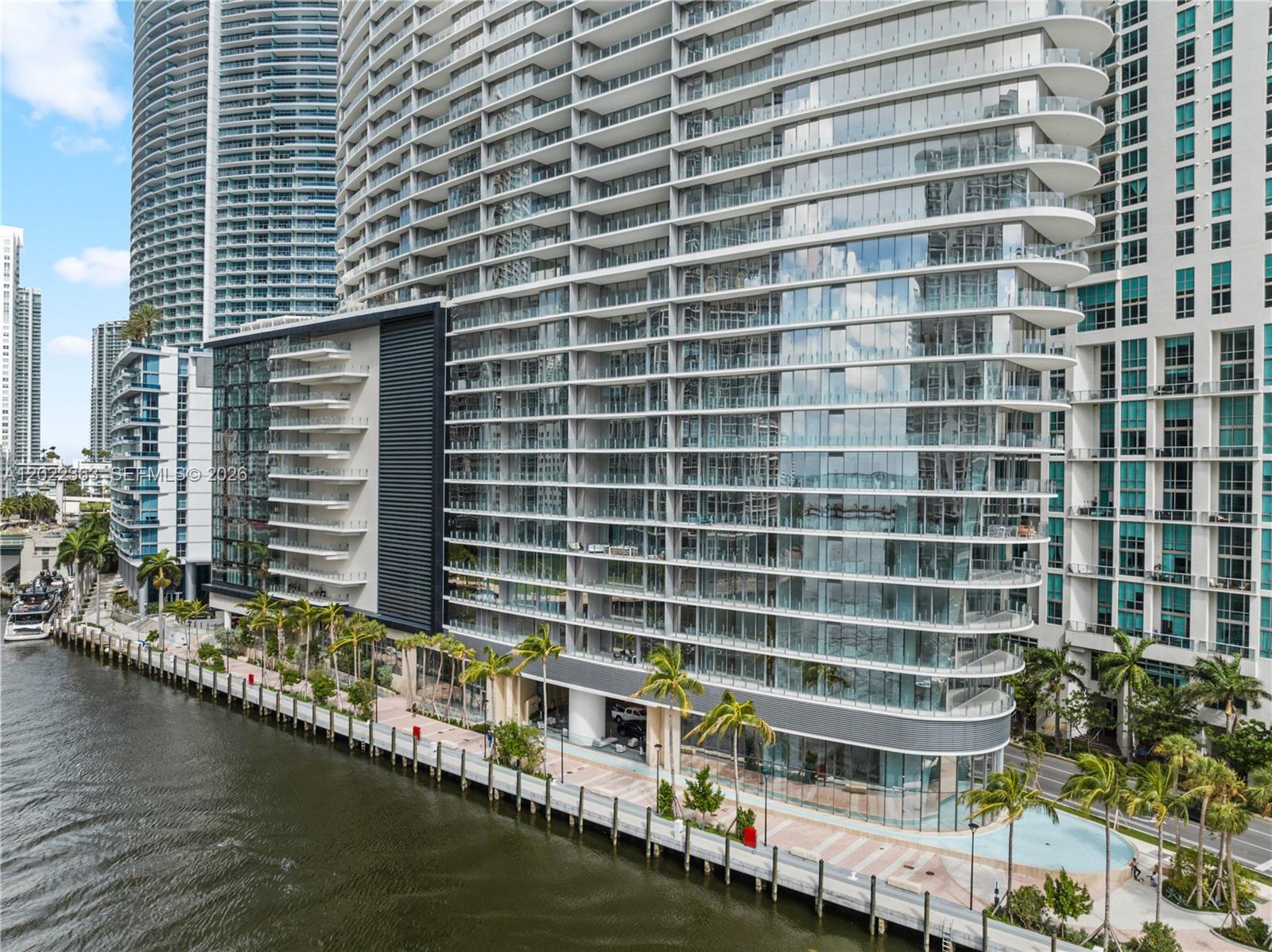 300 Biscayne Blvd Way #1406, Miami FL 33131