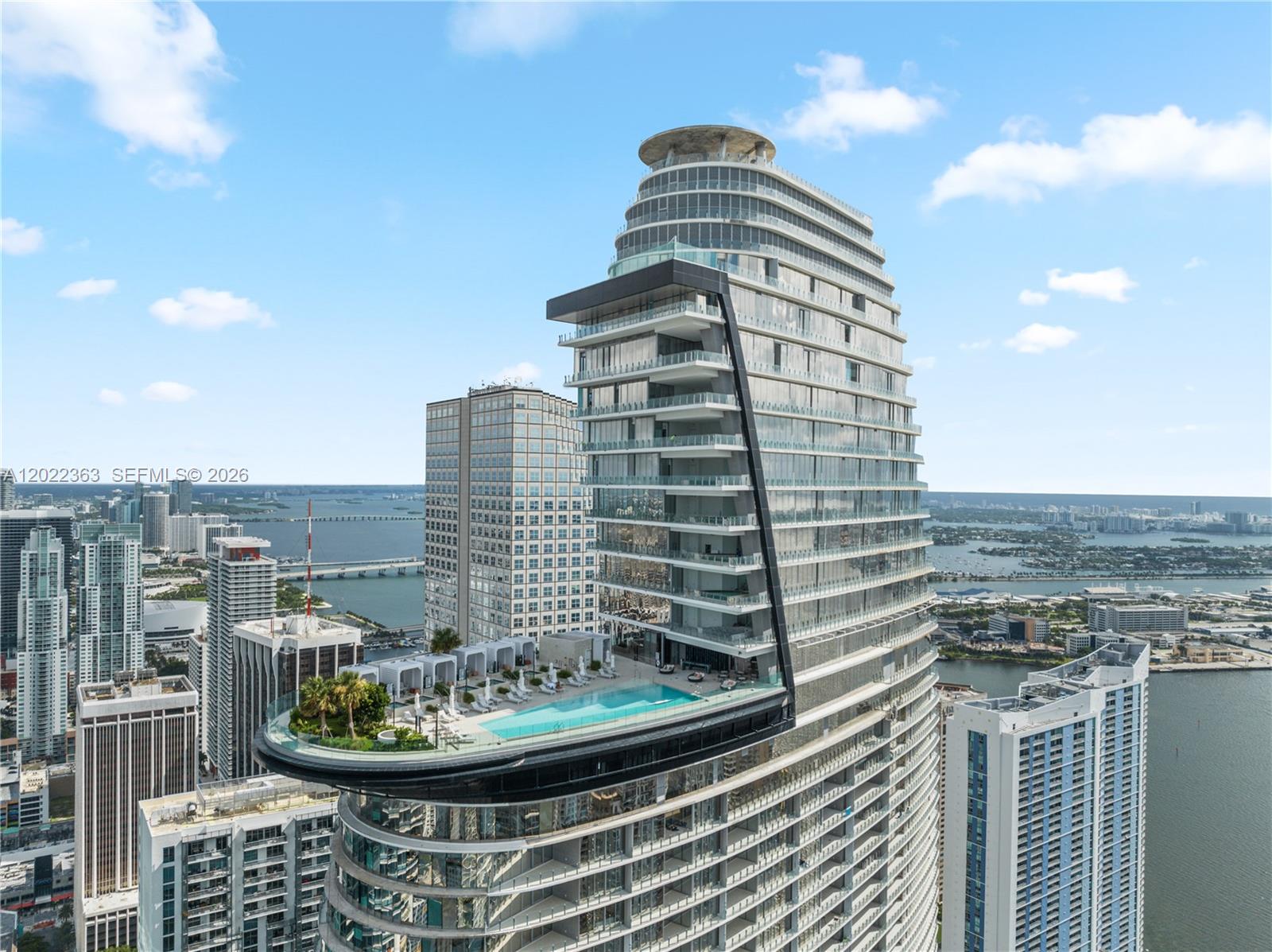 300 Biscayne Blvd Way #1406, Miami FL 33131
