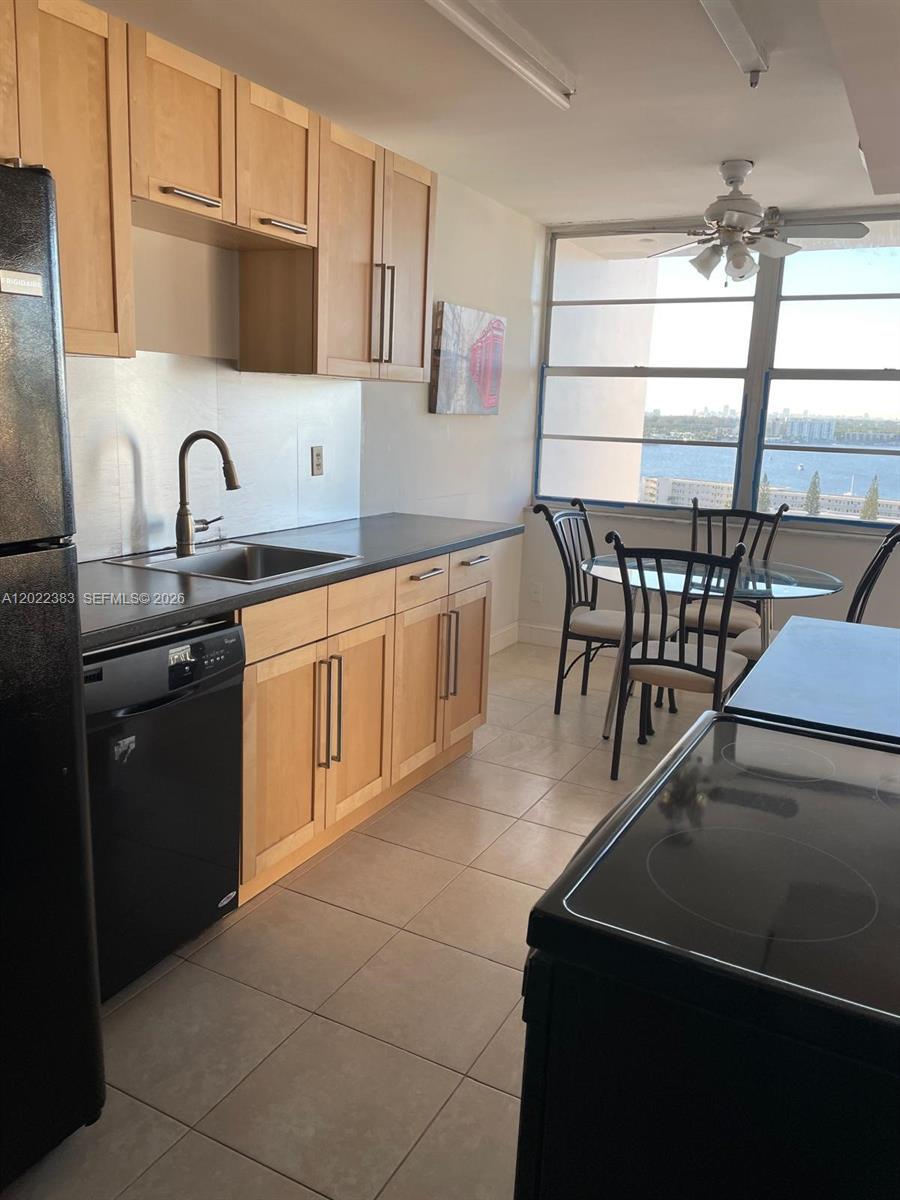 18021 Biscayne Blvd #1701/2, Aventura FL 33160