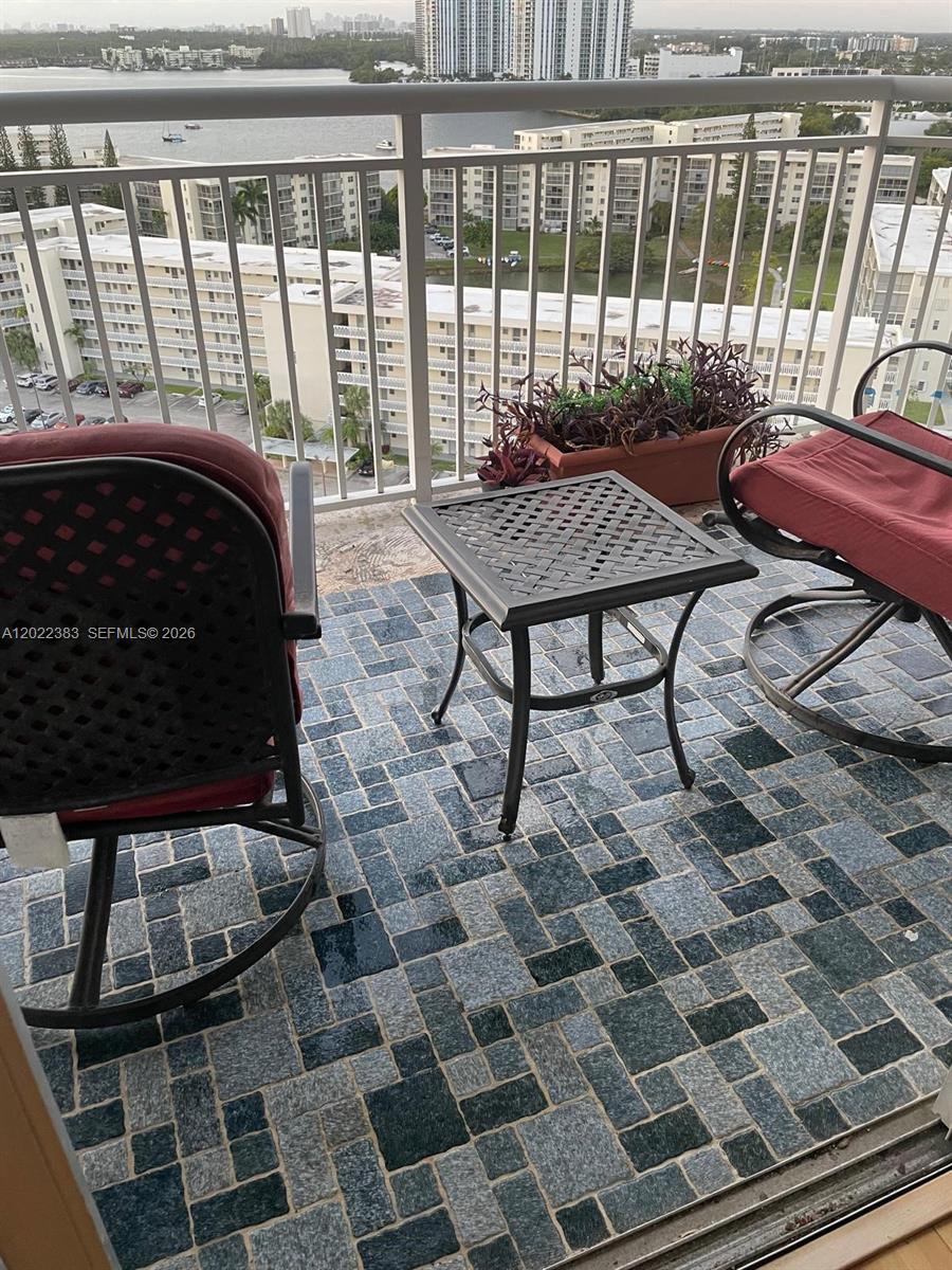 18021 Biscayne Blvd #1701/2, Aventura FL 33160