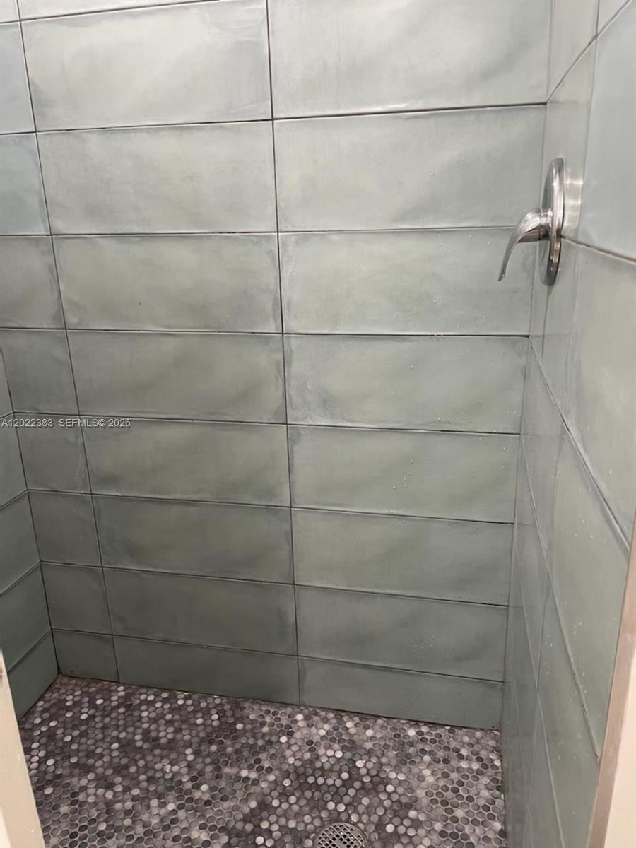 18021 Biscayne Blvd #1701/2, Aventura FL 33160