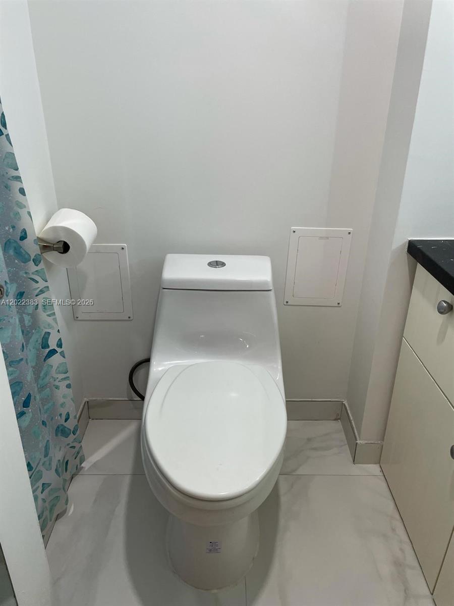 18021 Biscayne Blvd #1701/2, Aventura FL 33160