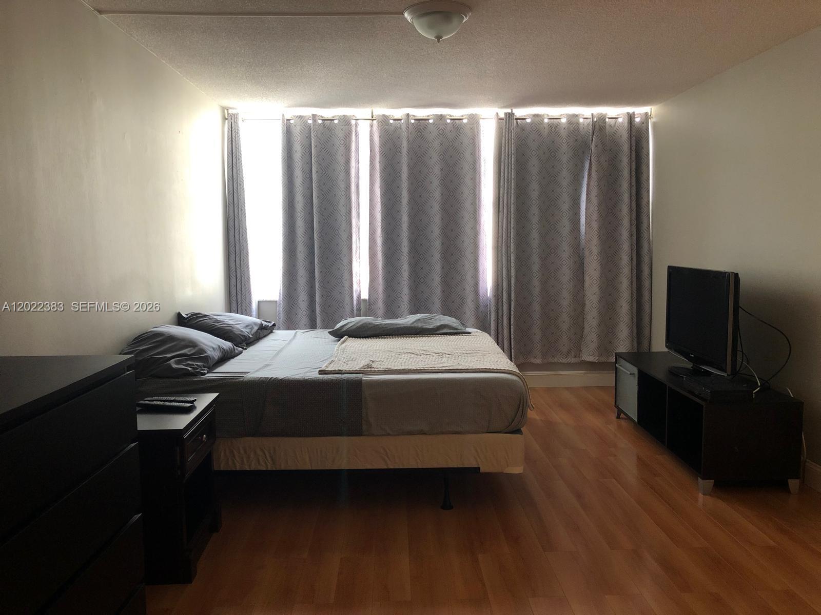 18021 Biscayne Blvd #1701/2, Aventura FL 33160