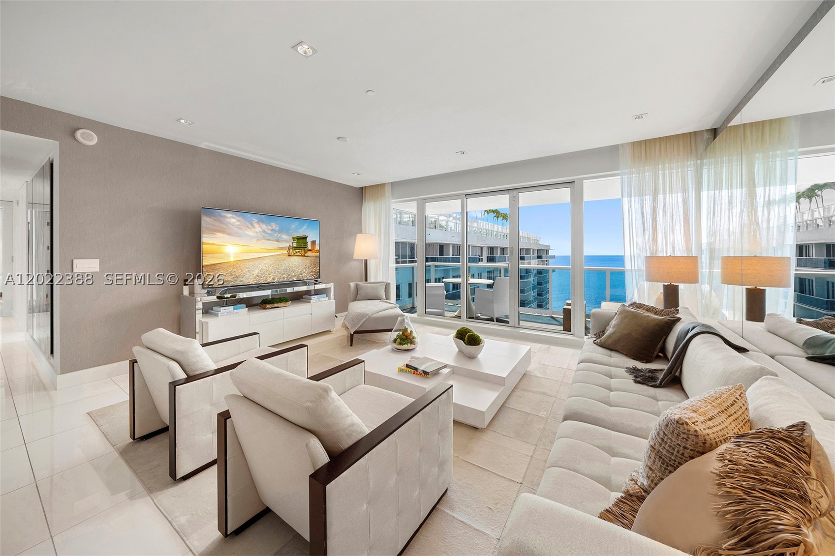 102 24th St #PH-1718, Miami Beach FL 33139