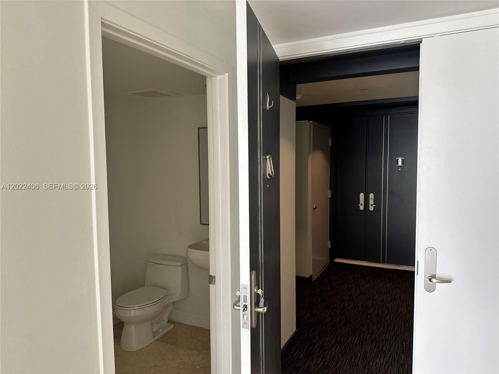901 Brickell Key Blvd #2005, Miami FL 33131