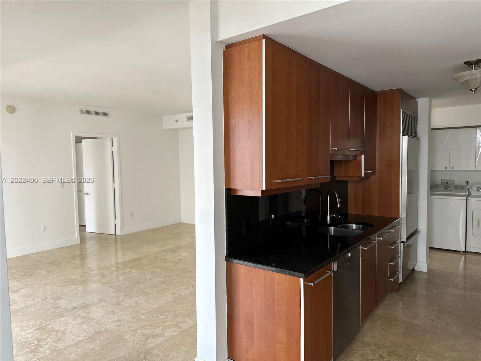 901 Brickell Key Blvd #2005, Miami FL 33131